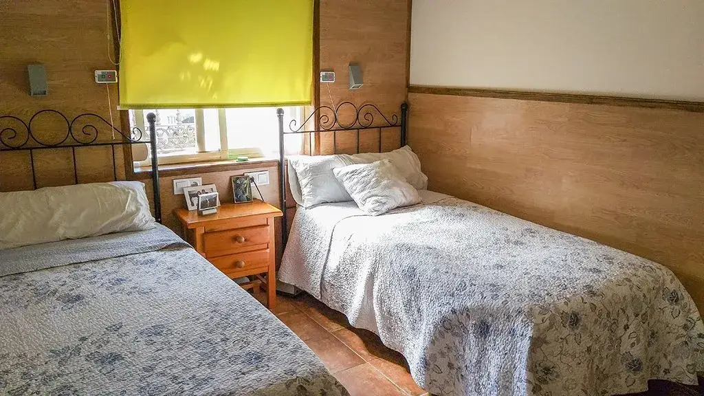 Hogar de Mayores Pino Grande Sevilla Habitacion Doble