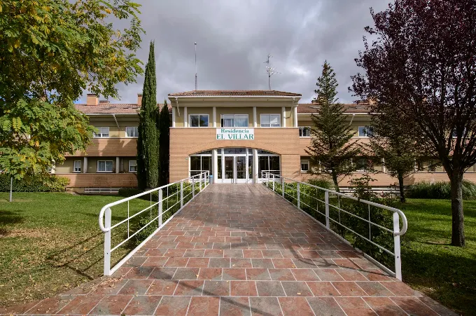 Residencia El Villar fachada