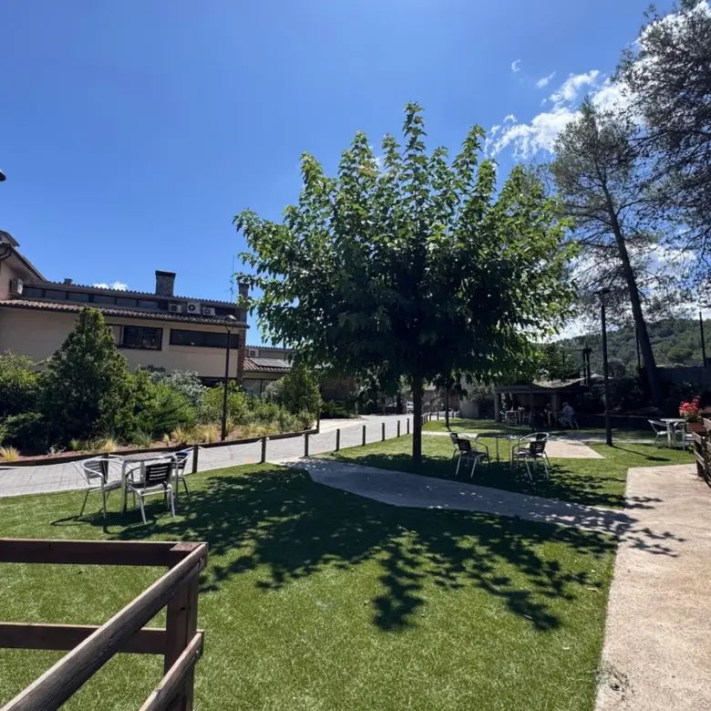 Residencia Palau de Can Sunyer Jardin