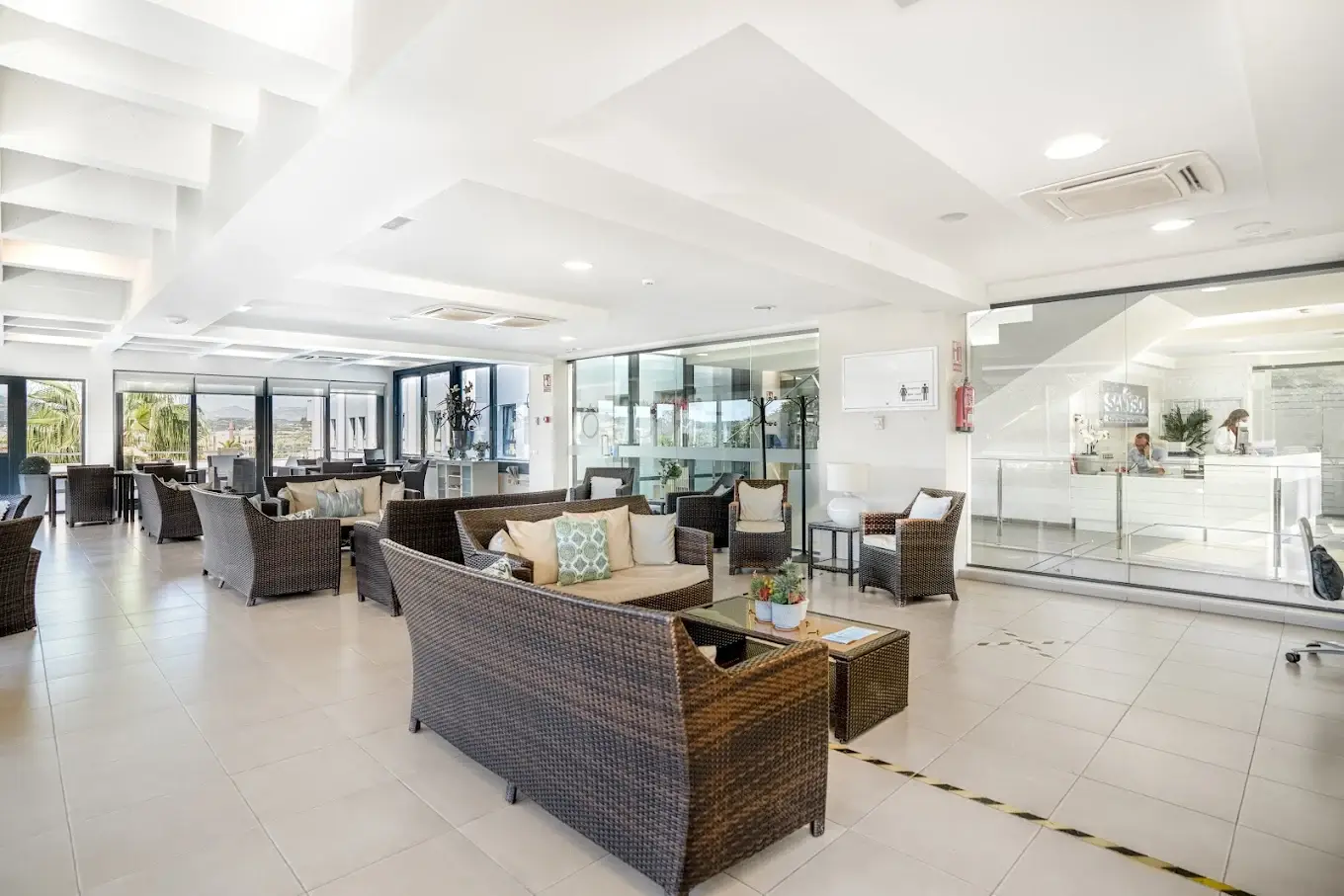 Sanysol Senior Residence Recepcion