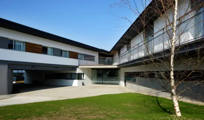 caser-residencial-betharram-fachada-residencia-de-mayores