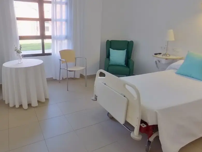 caser-residencial-zamora-habitacion-individual-residencia-de-mayores