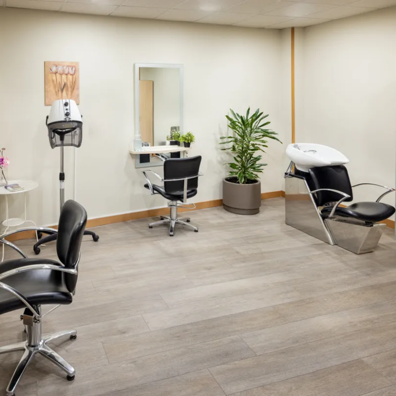 domusvi-palencia-peluqueria-residencia-de-mayores