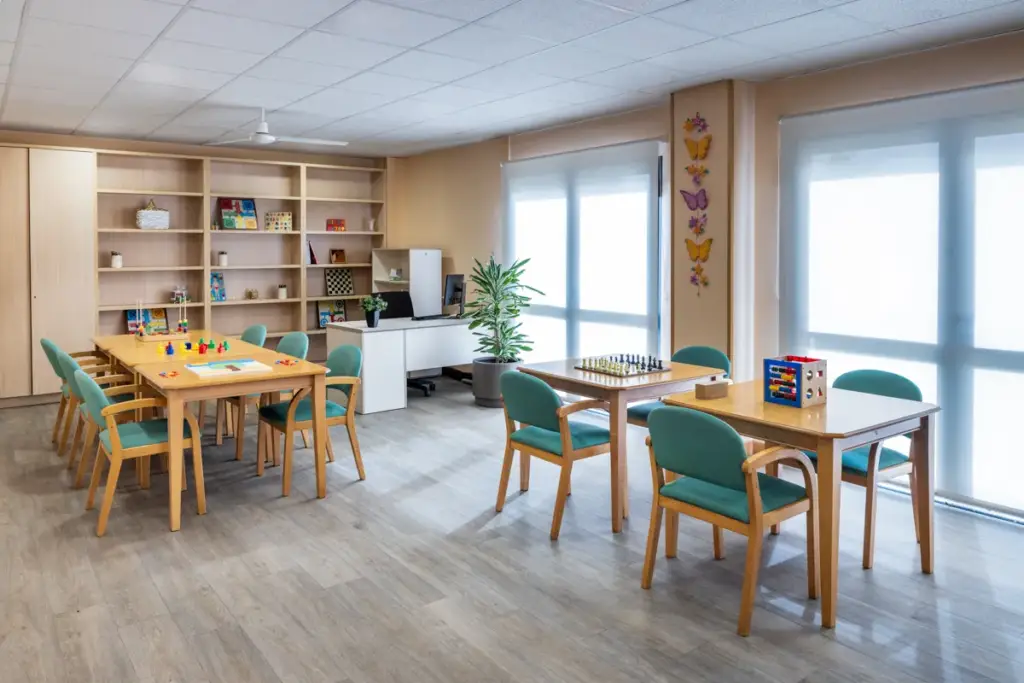 domusvi-palencia-sala-de-actividades-residencia-de-mayores