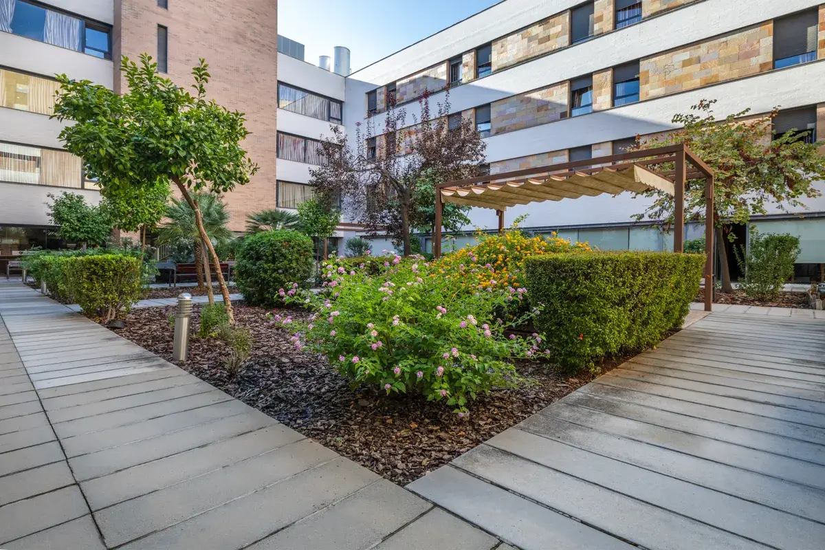 domusvi-santa-justa-exterior-residencia-de-mayores