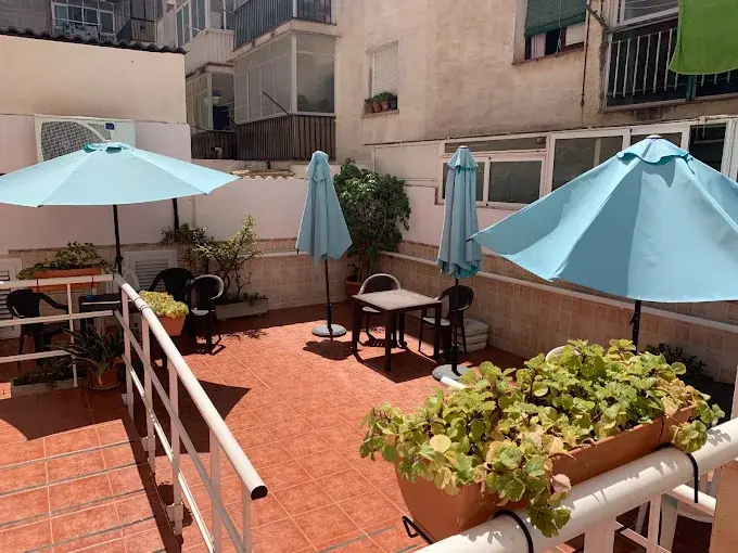 mimara valls residencia de mayores terraza