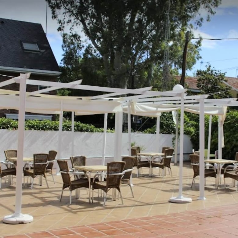 residencia-alarcon-exterior-residencia-de-mayores