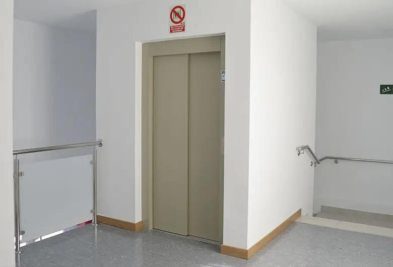 residencia-bizia-mayores-ascensor