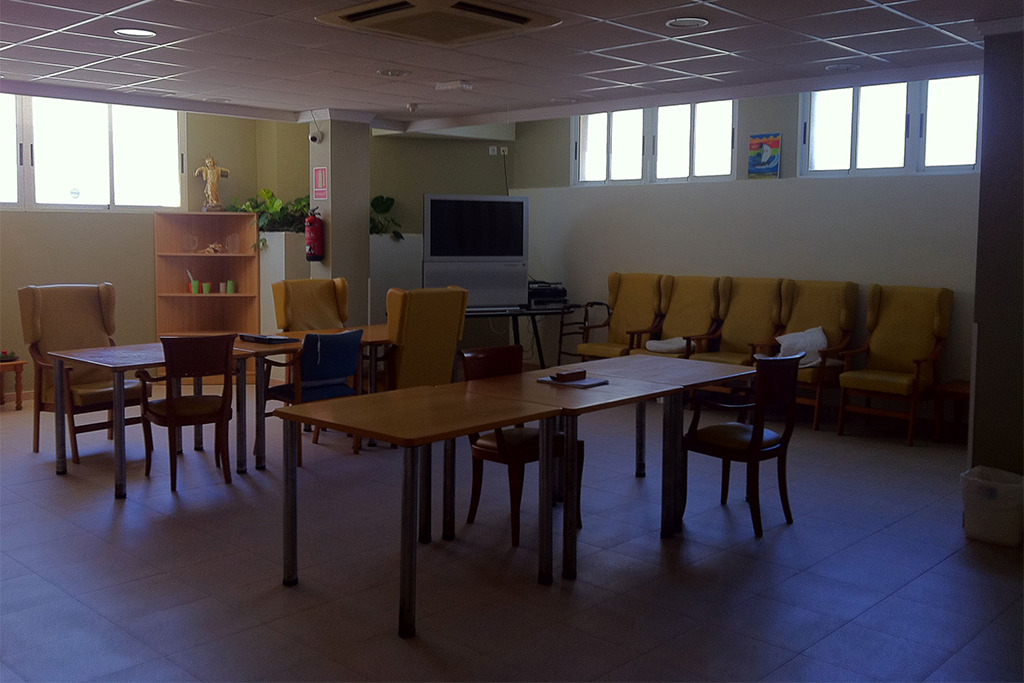residencia-elche-seniors-sala-de-estar
