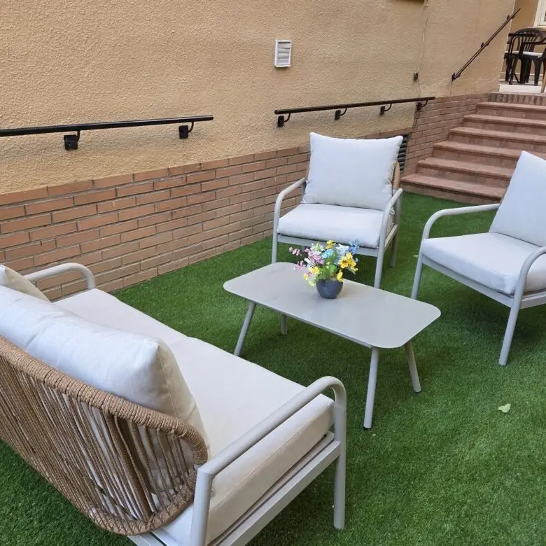 residencia-geriatrica-los-alamos-jardin