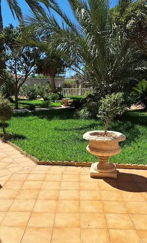 residencia-santa-angela-exterior