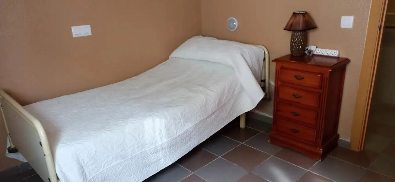 residencia-santa-angela-habitacion-individual-mayores-sevilla