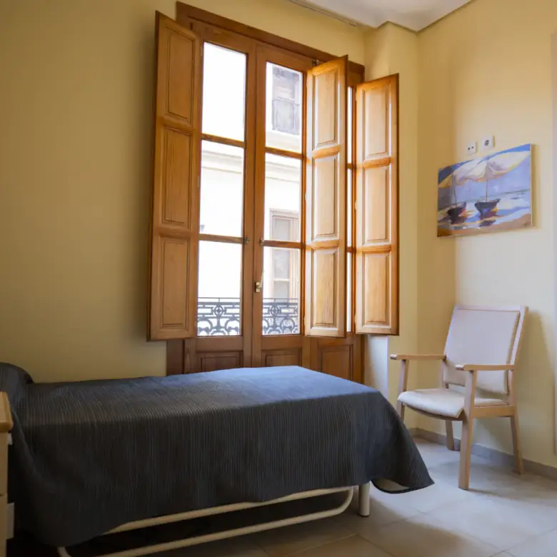 residencia-torres-de-serranos-habitacion-individual