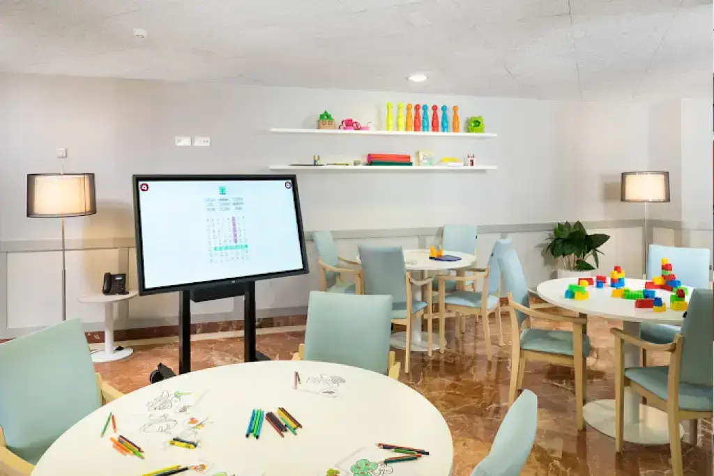 seniors-altos-hornos-baracaldo-sala-de-actividades