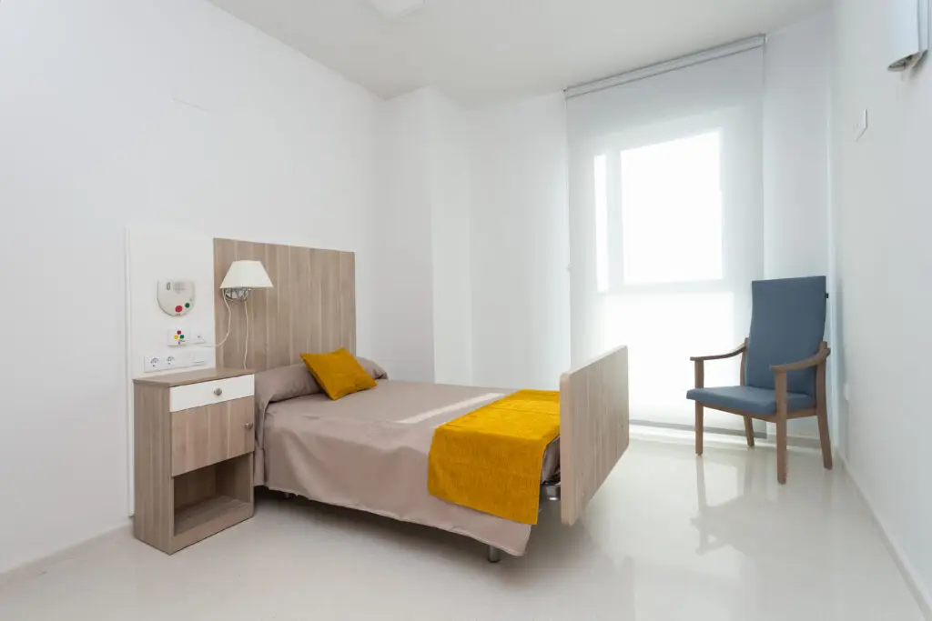 seniors-lanjaron-habitacion-individual