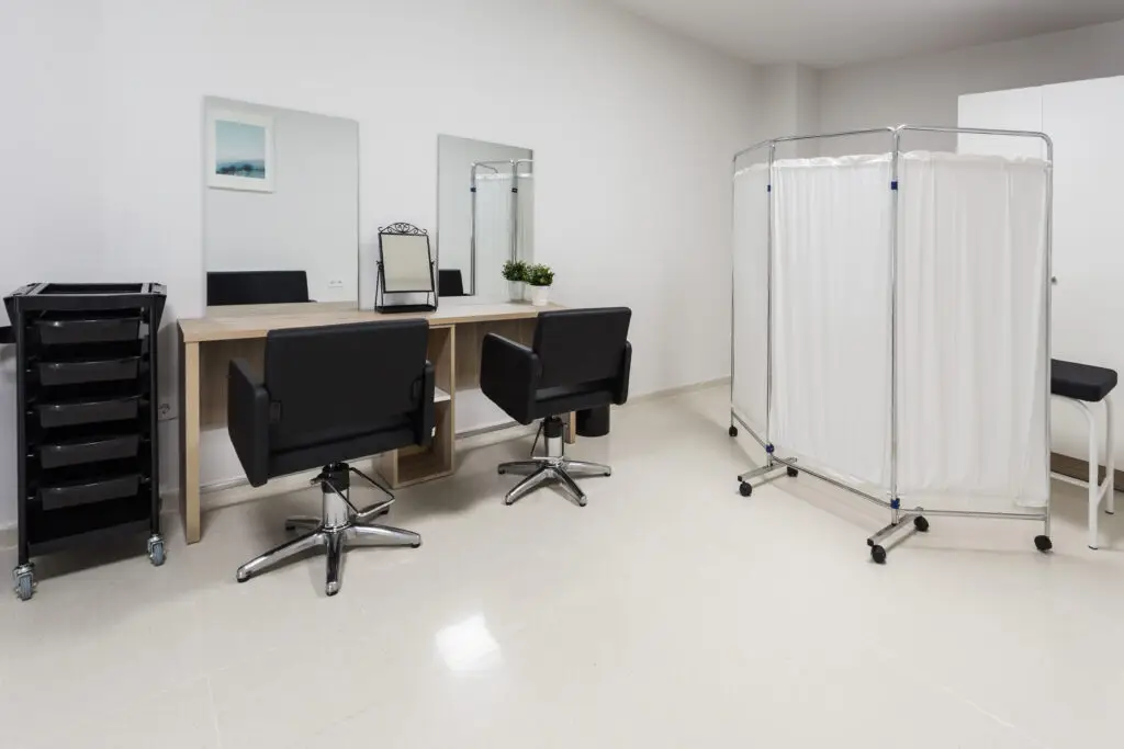 seniors-lanjaron-peluqueria