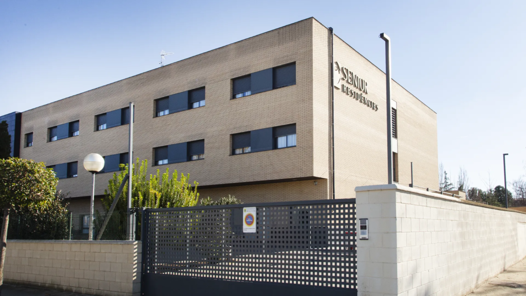 Residencia Lantus BELLVÍS Entrada