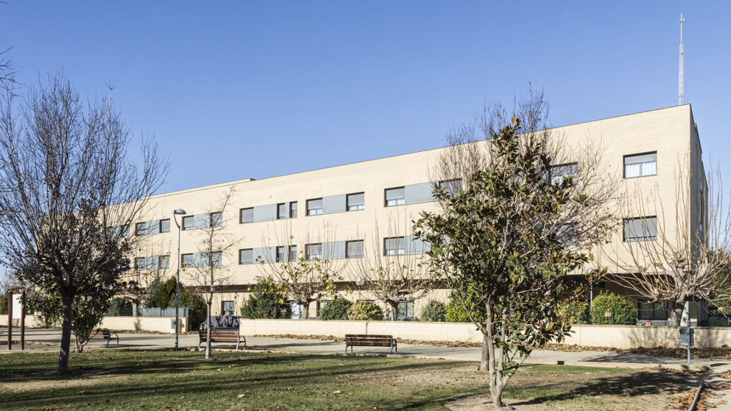 Residencia Lantus BELLVÍS Fachada