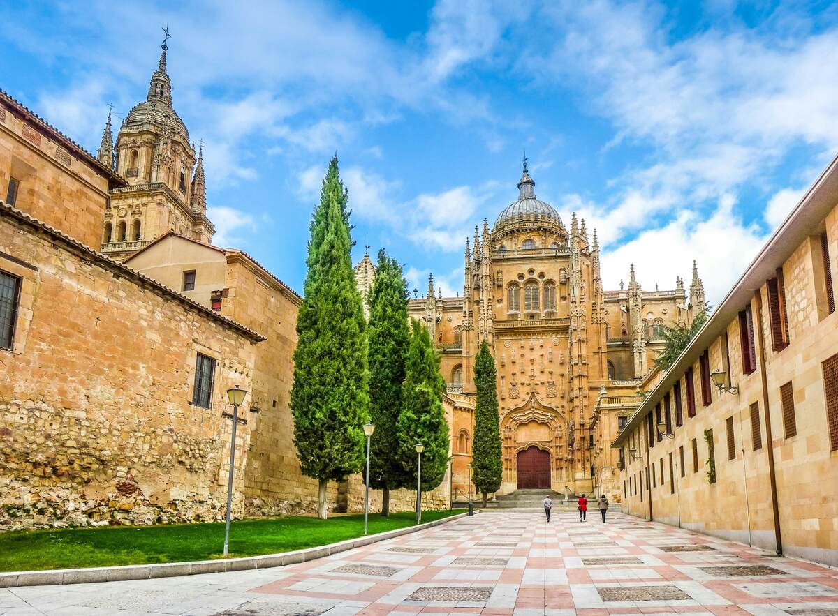 Guía Completo Mejores Residencias de Mayores en León