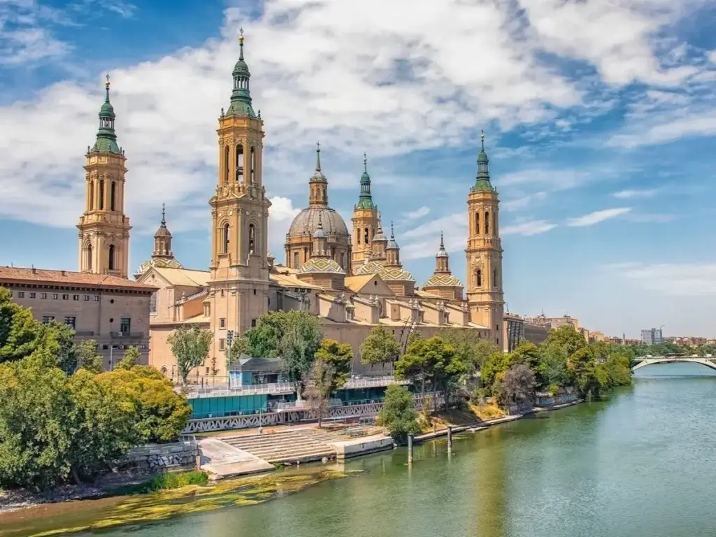 Guía Completa Mejores Residencias de Mayores en Zaragoza