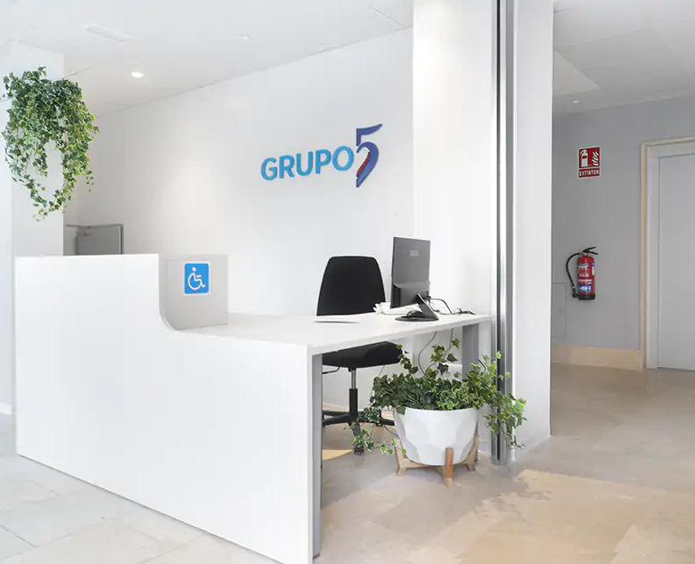 residencia-grupo-5-triana-recepcion