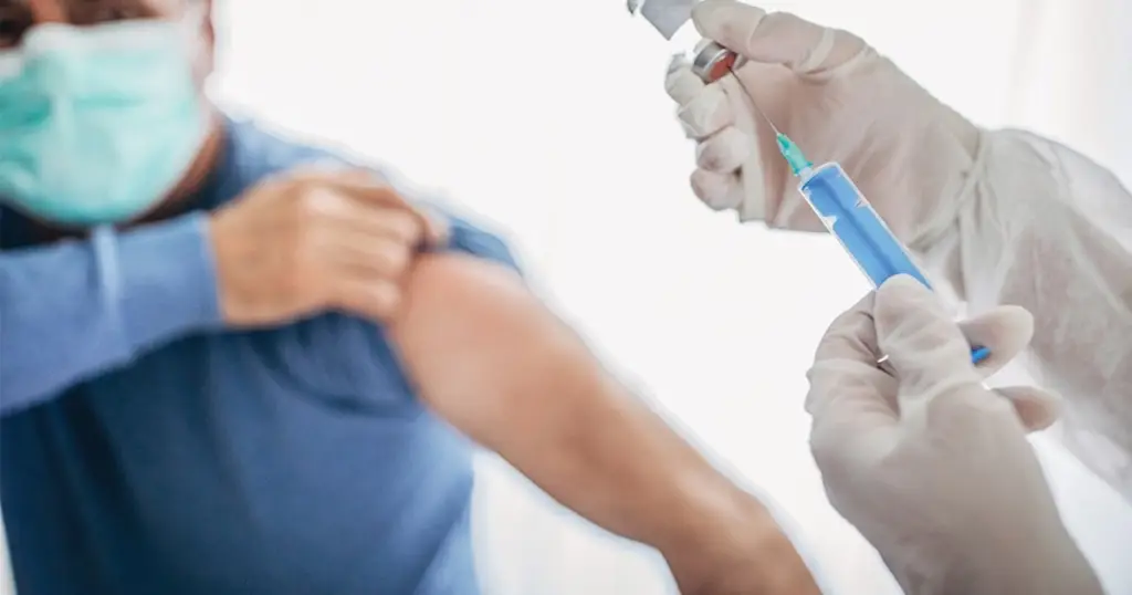 Vacuna contra la Covid-19 ¿Por qué los mayores deben vacunarse