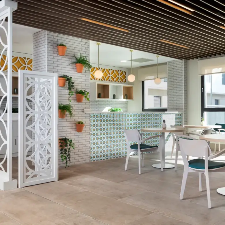 domusvi-bormujos-comedor-residencia-de-mayores