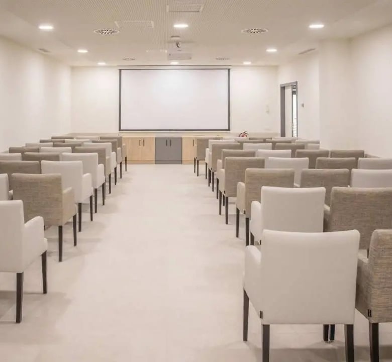 neurocare-home-tomares-salon