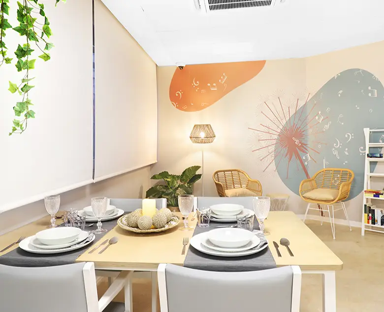 Residencia-Grupo-5-Puerta-de-Hierro-comedor