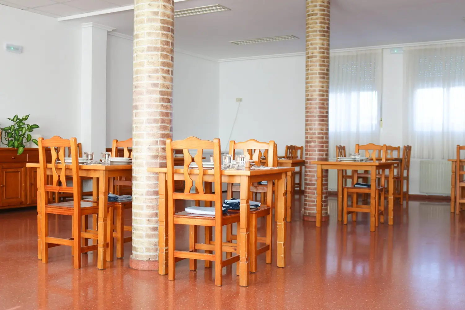 mimara nuestra senora del rosario residencia de mayores comedor