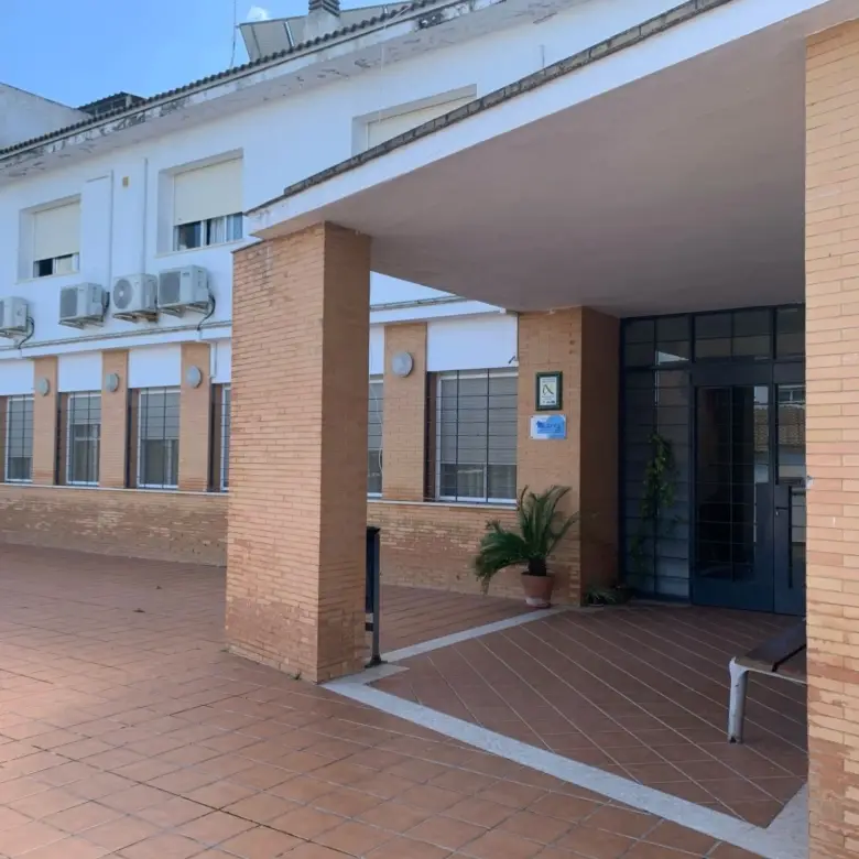 Mimara Cardenal Bueno Monreal Residencia de Mayores Fachada