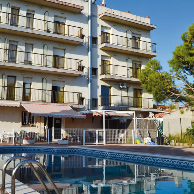 Mimara Creixell - Residencia de Mayores Piscina