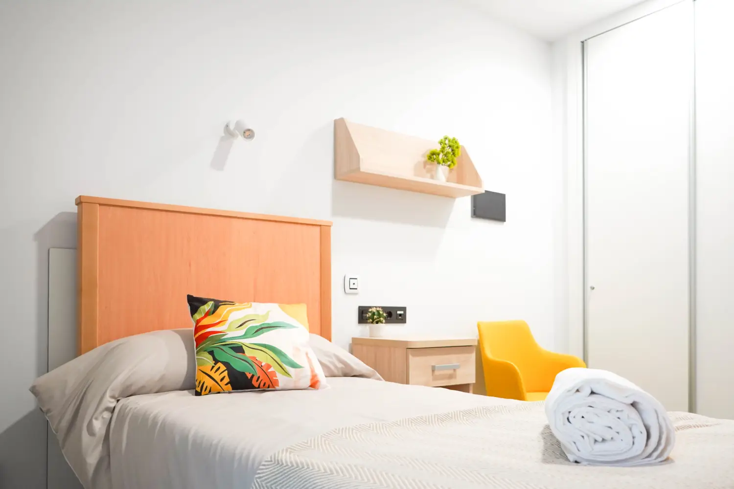 grupo-5-cian-madrid-habitacion